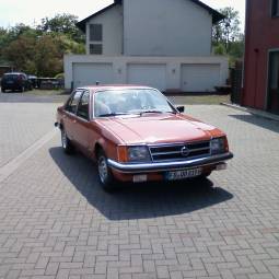 Opel Commodore C 2,5 S Berlina