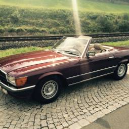 Mercedes-Benz 500 SL Kat (R 107)