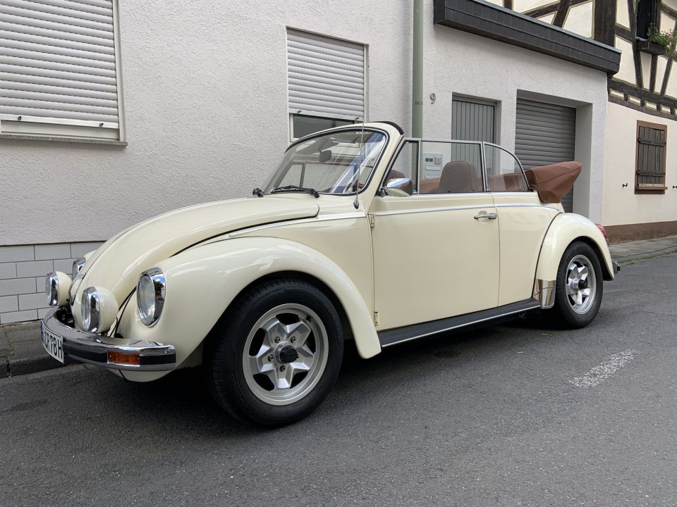 VW Käfer Stiftebox, beige