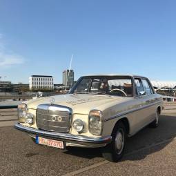 Mercedes-Benz 200 (W 115)