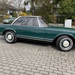 Mercedes-Benz 230 SL (W 113)