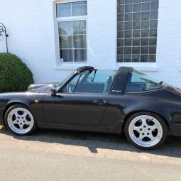 Porsche 911 Carrera 2 (964)