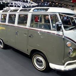 VW Bus (T1) Sondermodell (Samba)