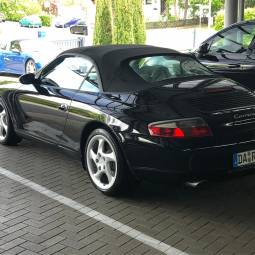 Porsche 911 Carrera 4 (996)