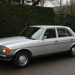 Mercedes-Benz 230 E (W 123)