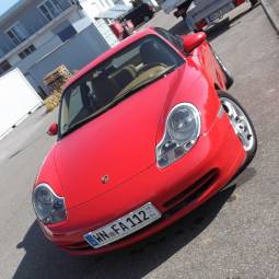 Porsche 911 Carrera 4 (996)