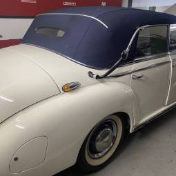 Mercedes-Benz 300 S Cabriolet A (W 188)