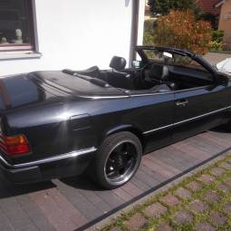 300 CE-24 Kat (W 124)