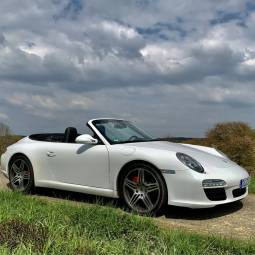 Porsche 911 Carrera S (997)