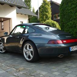 Porsche 911 Carrera (993)