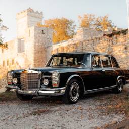 Mercedes-Benz 600 (W 100)