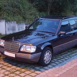 Mercedes-Benz E 200 T (S124)