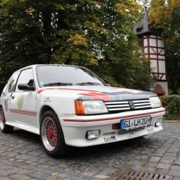 Peugeot 205 GTi