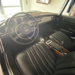 Mercedes Benz 280 SL