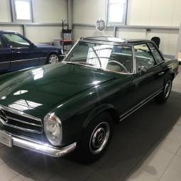 Mercedes-Benz 230 SL (W 113)