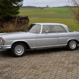 Mercedes-Benz 280 SE 3.5 (W 111)