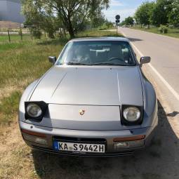 Porsche 944 S2